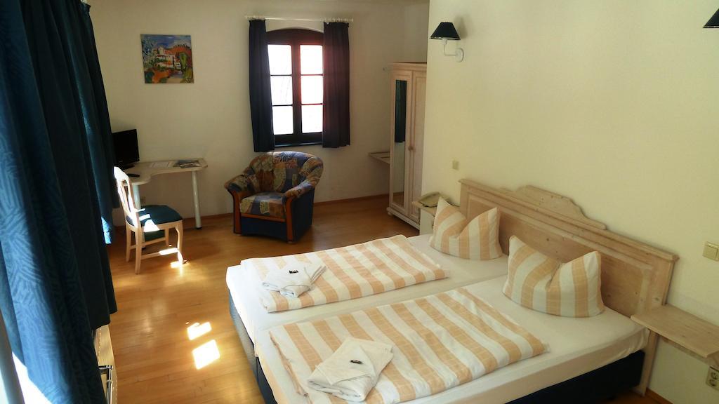 Mb Hotel Weisser Hirsch Hohnstein Phòng bức ảnh